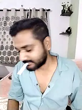 avi007p online show from October 2025 03:35:01 AM