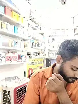 avi007p online show from October 2025 12:35:01 PM