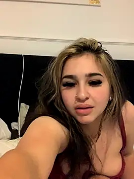 BrunetteBrat-xo online show from October 2025 09:46:01 PM