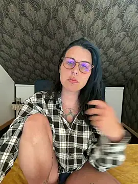 LadyNocturne online show from June 2026 02:01:02 PM