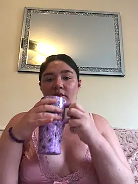 Snapshot of Imogenbabyyy chatting on May 2026 10:01:01 AM Imogenbabyyy online show from May 2026 10:01:01 AM