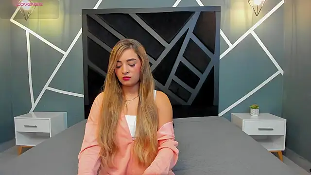 Alana cox  online show from November 2025 08:22:01 PM