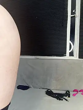 a Malgosia mako online show from January 2026 11:18:02 PM