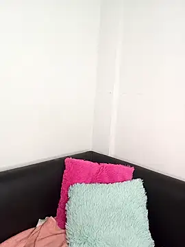 LoanaSantos online show from October 2025 08:59:02 PM