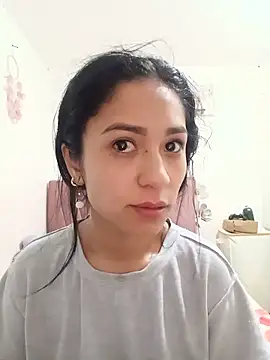 Snapshot of Liahdiaz_ chatting on June 2026 01:36:01 PM Liahdiaz online show from June 2026 01:36:01 PM