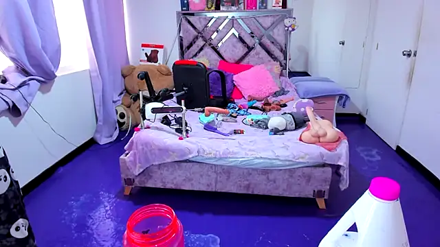 Luna Analya online show from March 2026 02:01:02 PM