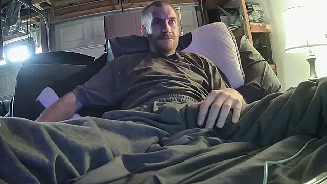 Snapshot of Tiggitytomociti chatting on November 2025 11:15:01 PM Tiggitytomociti online show from November 2025 11:15:01 PM