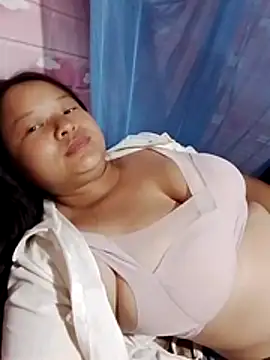 Snapshot of girl-babi chatting on June 2026 06:52:02 AM girl-babi online show from June 2026 06:52:02 AM
