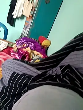 maddy3108 online show from September 2025 05:51:01 AM