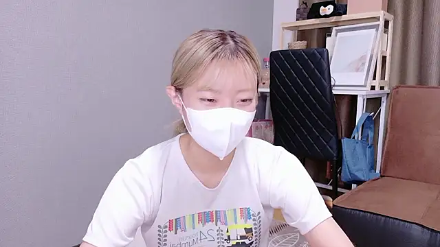 Nana  ch online show from September 2025 06:29:01 AM