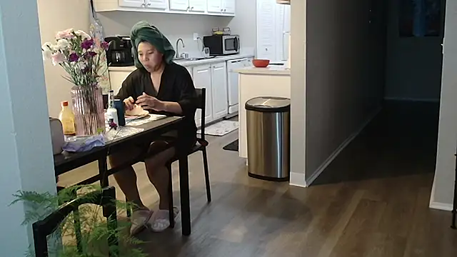 SHEILYN  online show from October 2025 03:51:02 AM