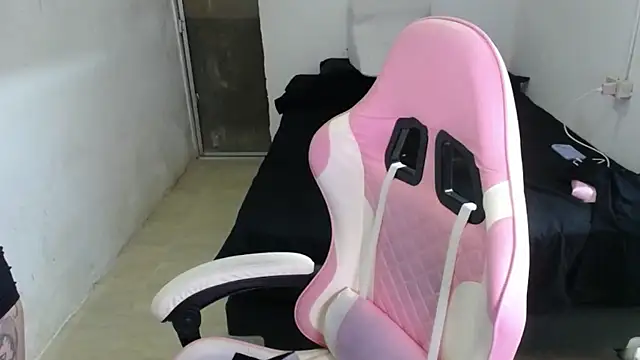 Amber09raiden online show from October 2025 10:10:01 PM