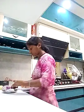 Sneha16 online show from September 2025 03:06:02 AM