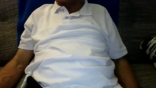 velikifant7 online show from February 2026 06:56:02 PM