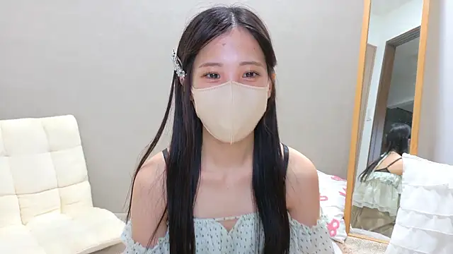 riri  nyan o0 online show from June 2026 11:42:02 AM