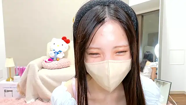 riri  nyan o0 online show from June 2026 10:34:01 AM