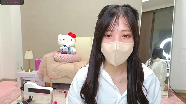 riri  nyan o0 online show from June 2026 01:39:02 PM
