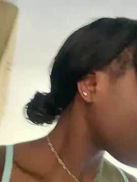 Astergray21 online show from October 2025 11:41:02 AM