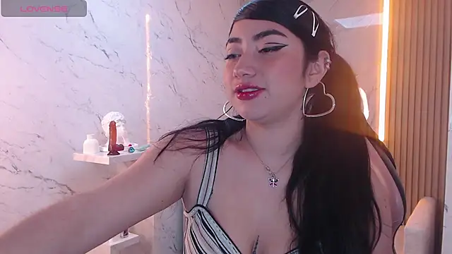 Snapshot of Sophia_tf chatting on September 2025 01:23:02 PM Sophia tf online show from September 2025 01:23:02 PM