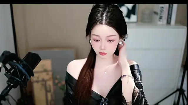 Snapshot of abbyli12 chatting on January 2026 07:45:01 PM abbyli12 online show from January 2026 07:45:01 PM