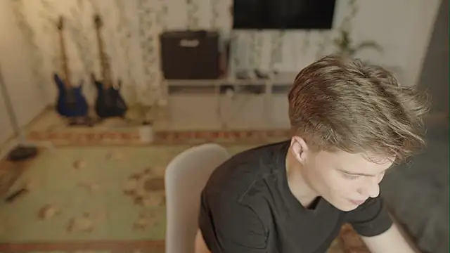 RusBradPitt online show from December 2025 02:14:02 PM