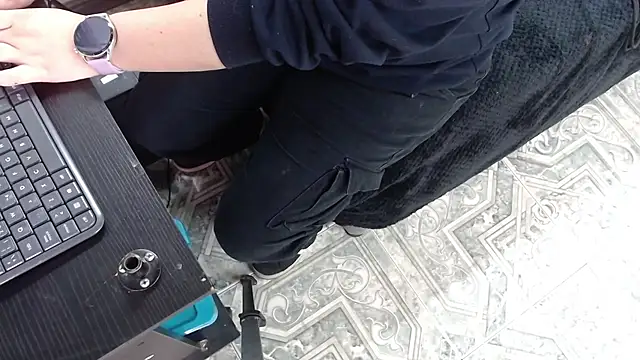 poison doll2 online show from February 2026 01:37:02 PM