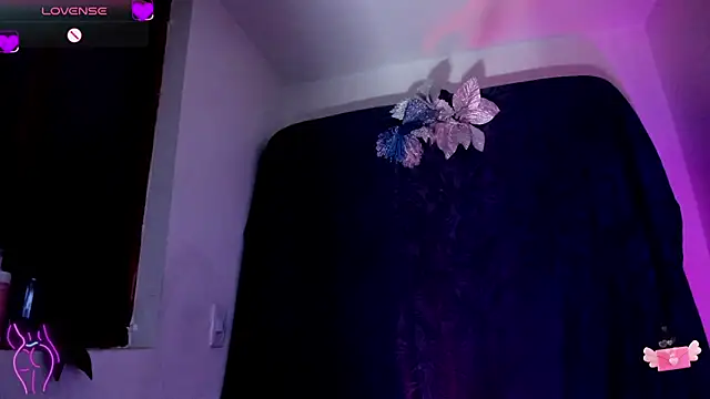 Snapshot of Viioleett_cum chatting on October 2025 02:34:01 PM Viioleett cum online show from October 2025 02:34:01 PM