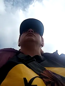 Mariana-94 online show from December 2025 03:08:01 PM