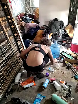 Snapshot of bearded_cross chatting on November 2025 08:41:02 PM bearded cross online show from November 2025 08:41:02 PM