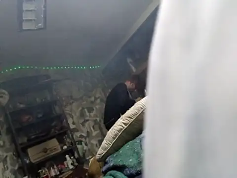 Snapshot of bearded_cross chatting on January 2026 09:14:02 AM bearded cross online show from January 2026 09:14:02 AM