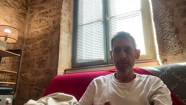 tamtamat46 online show from March 2026 02:31:02 PM