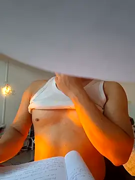 Snapshot of TheLonewolf8 chatting on February 2026 04:24:01 AM TheLonewolf8 online show from February 2026 04:24:01 AM