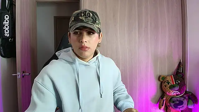 brunothompson3 online show from September 2025 05:07:01 AM