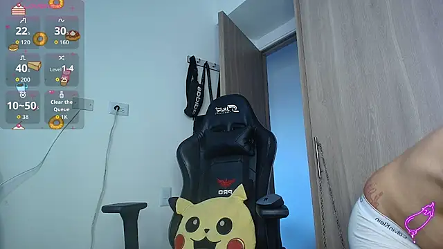 brunothompson3 online show from October 2025 10:29:02 PM