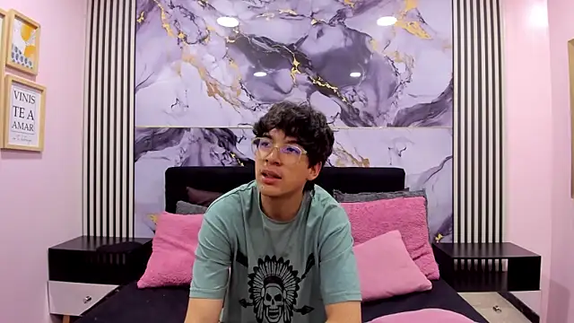 Snapshot of Desire_Ecstasy chatting on February 2026 03:12:02 AM Desire Ecstasy online show from February 2026 03:12:02 AM