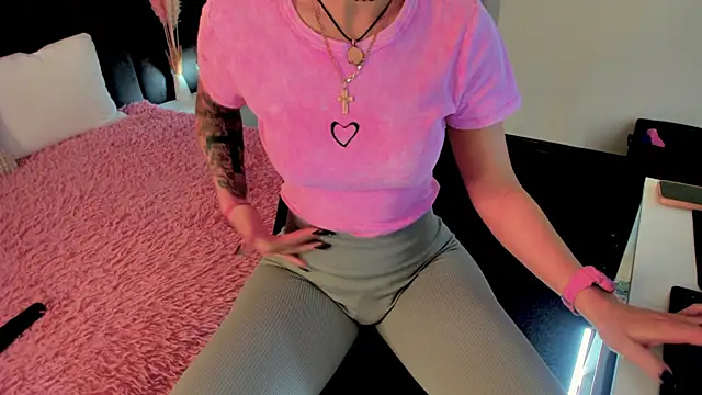 Kira Key online show from September 2025 01:41:02 AM