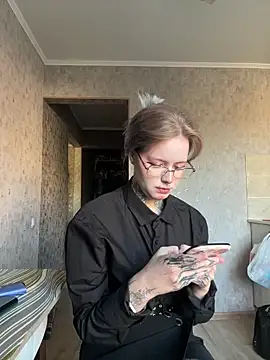 n1ghtcloud online show from September 2025 11:14:01 AM