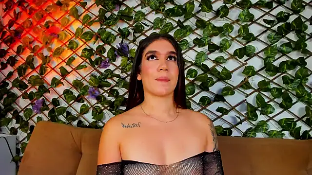 Snapshot of kloe_bella chatting on September 2025 01:12:01 PM kloe bella online show from September 2025 01:12:01 PM