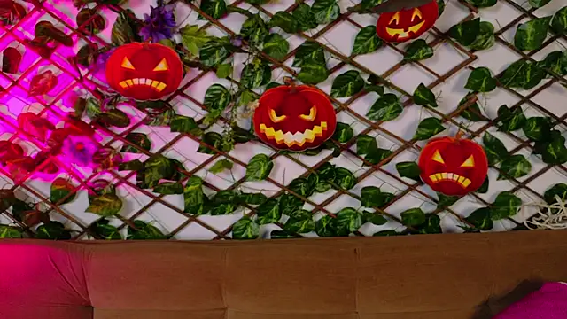 Snapshot of kloe_bella chatting on October 2025 01:23:01 PM kloe bella online show from October 2025 01:23:01 PM