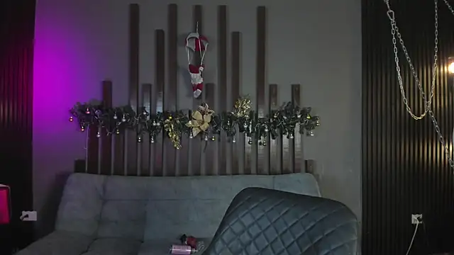 Snapshot of kloe_bella chatting on November 2025 01:11:01 PM kloe bella online show from November 2025 01:11:01 PM