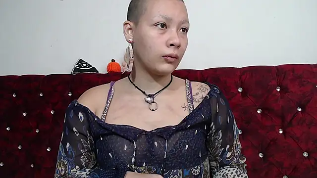 Cherry vald online show from November 2025 12:18:01 PM