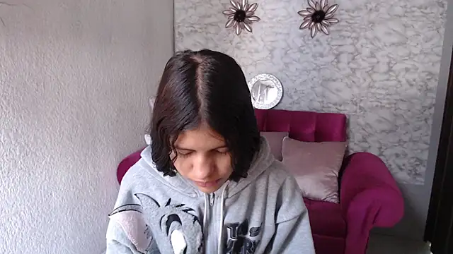Snapshot of Evagirl69 chatting on June 2026 12:20:02 PM Evagirl69 online show from June 2026 12:20:02 PM