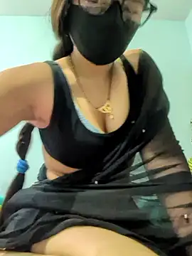 Alexa9k7 online show from October 2025 06:19:02 PM