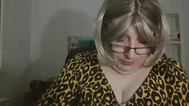 nataliacd online show from November 2025 06:40:01 PM