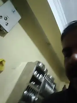 vardh033 online show from November 2025 05:51:02 AM