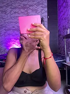 AlisSon  hot online show from April 2026 09:04:02 PM