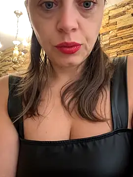 ladywithbigass online show from September 2025 05:00:02 AM