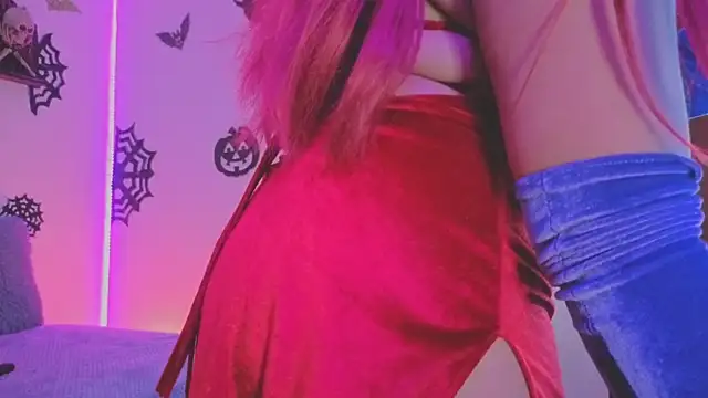 Snapshot of MiaCollinssx chatting on October 2025 03:02:01 PM MiaCollinssx online show from October 2025 03:02:01 PM