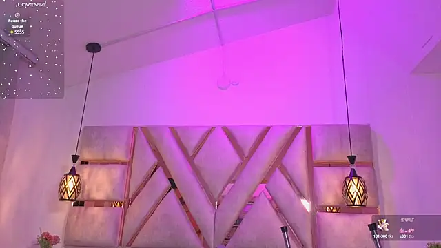 emily roousee online show from October 2025 05:14:01 AM