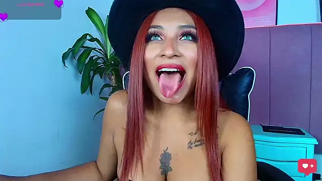 Naiaa Cruz online show from March 2026 07:54:01 PM